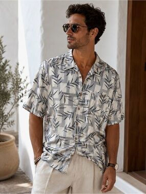 Vintage Bobby Chan 100% Silk Button-Up Camp Shirt Gray Leaf Print size XL